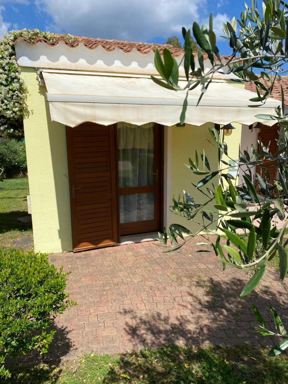 Hotel Cala Mirto Budoni Exterior foto